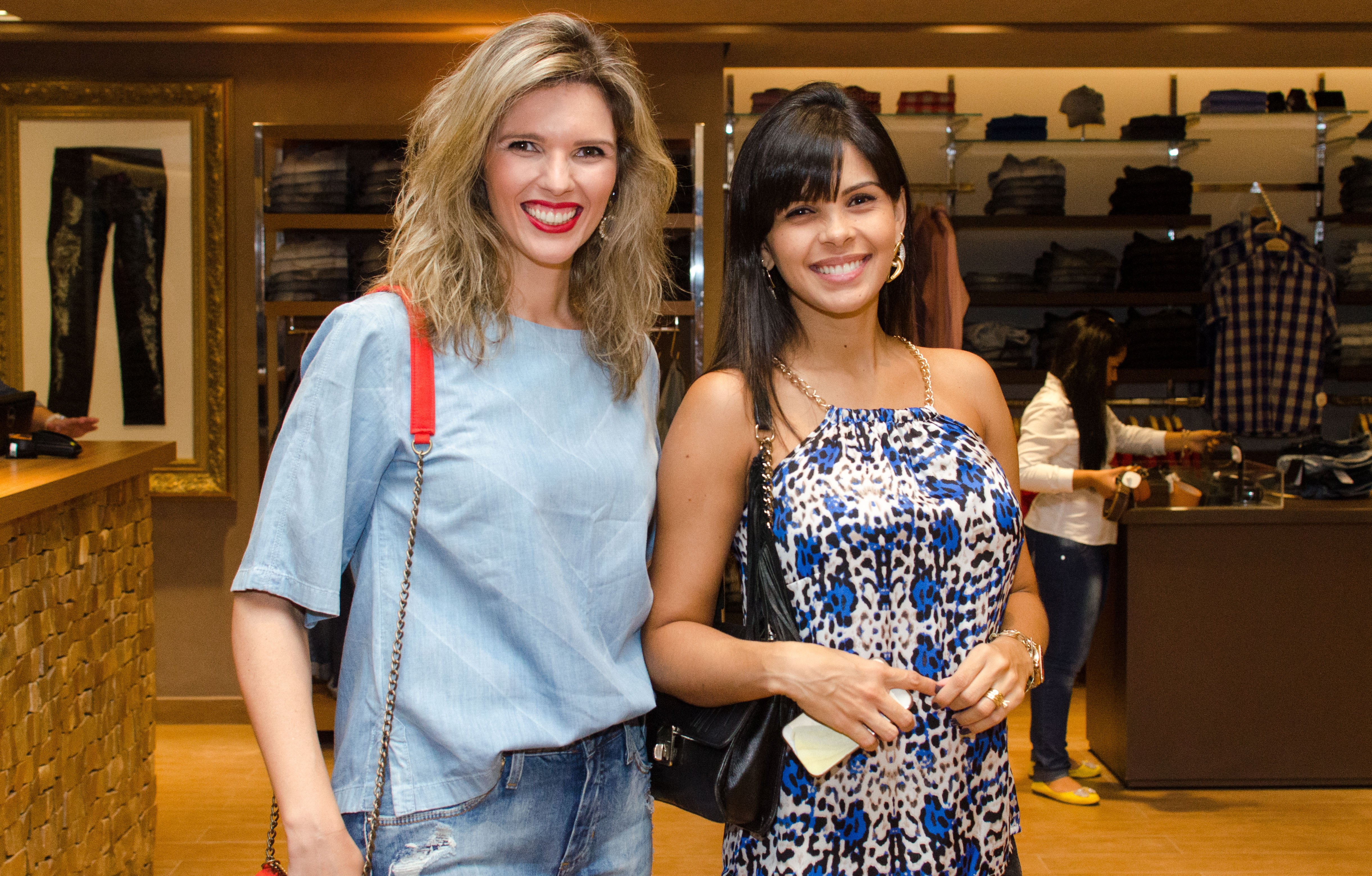 A jornalista e consultora de moda Kassandra Valduga e a jornalista Ludmylla Abreu Andrino